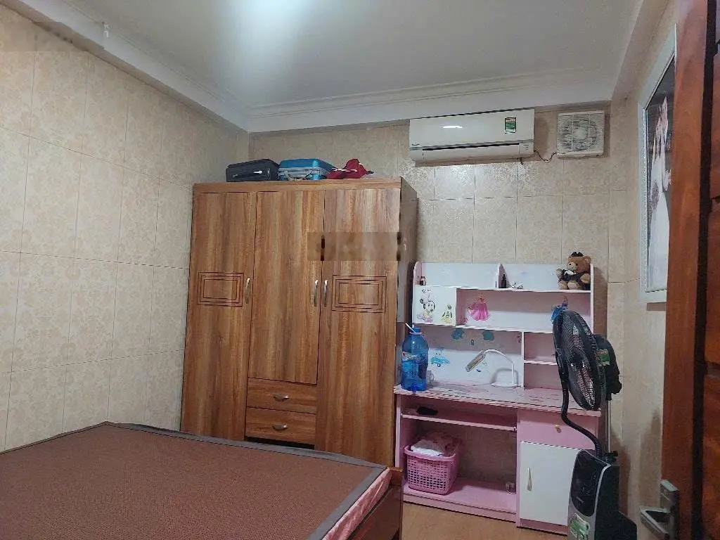 Bán nhà dân xây 56m 4 tầng oto đỗ cửa phúc lợi long biên 6,7 tỷ