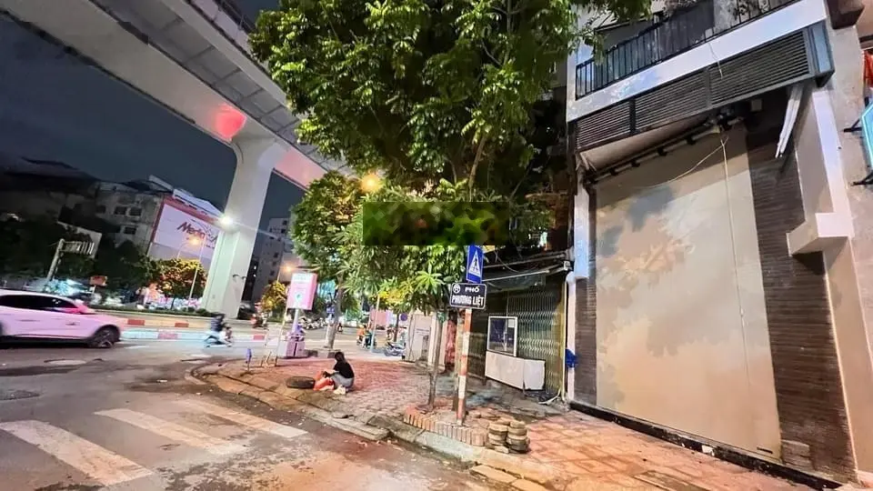 Mặt phố ngã 3 Phương Liệt -Trường Chinh - Thanh Xuân 40m2, 5 tầng, mặt tiền 4 m, giá 11.x tỷ