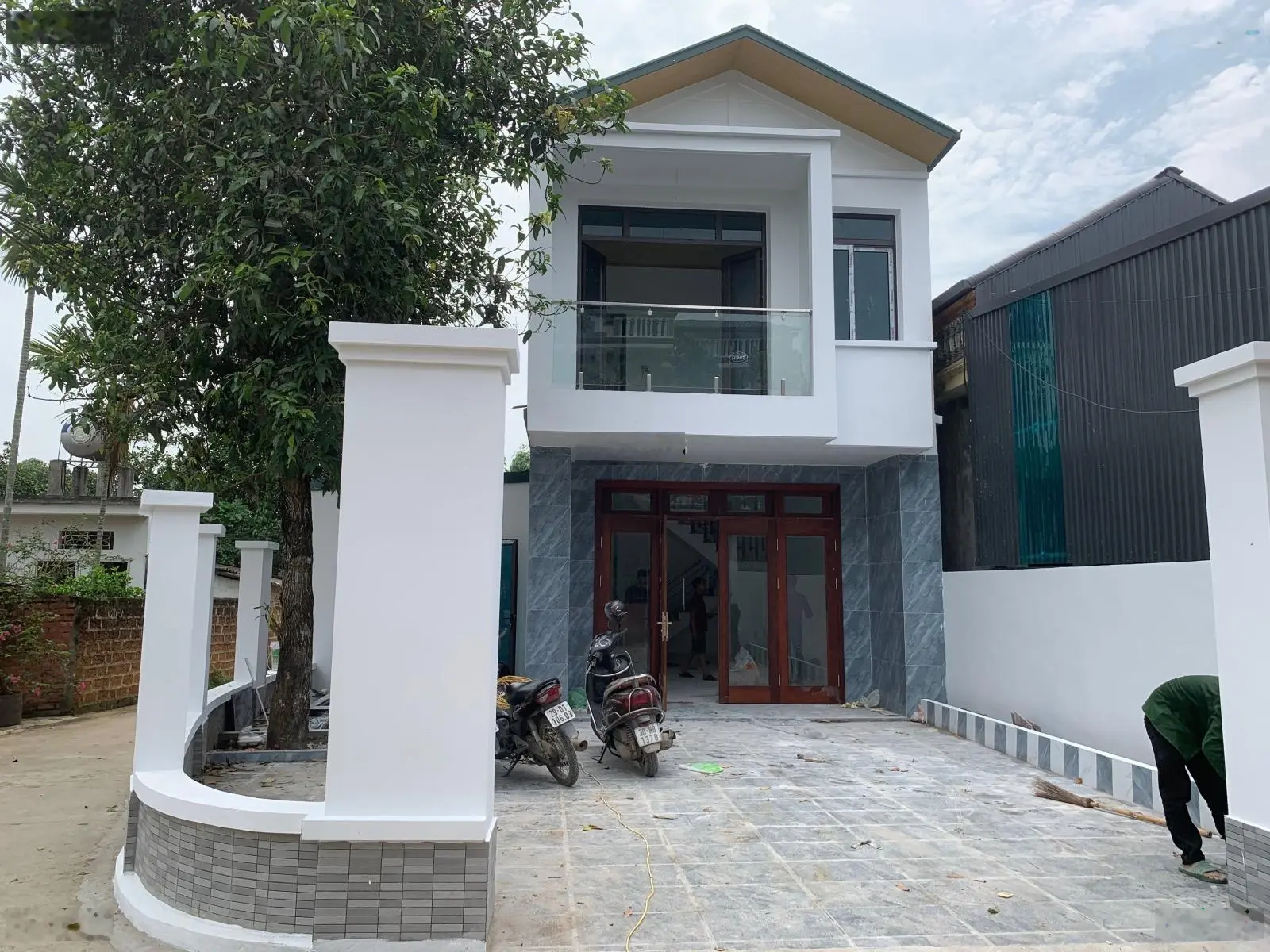 Bán nhà Bình Yên, Thạch Thất, Hà Nội. Diện tích 140m2, có nhà sẵn ô tô vào tận sân đẹp như ảnh