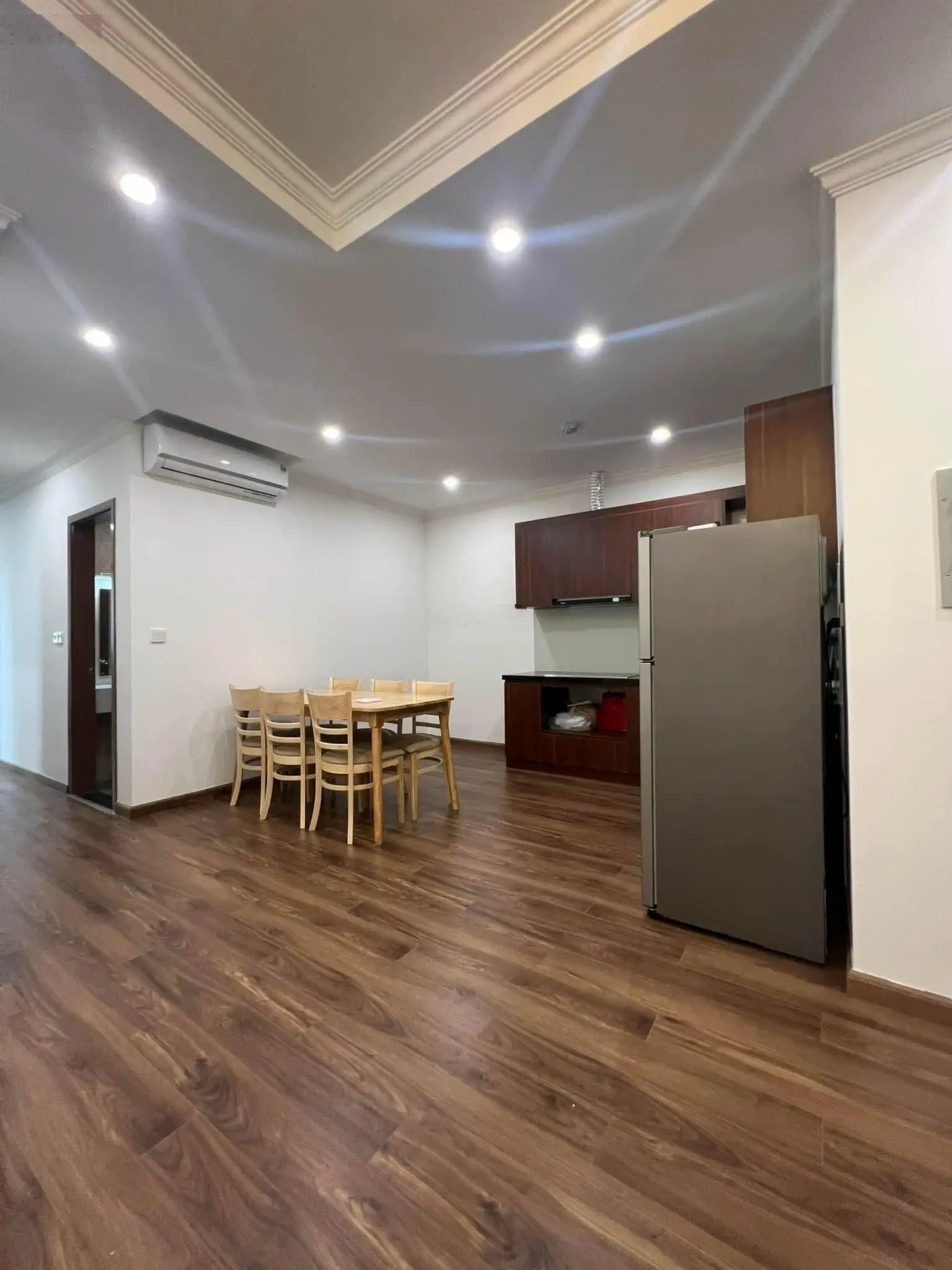 Chủ nhà cần bán gấp căn 3n, 2vs chung cư eurowindow, sát vin cổ loa, view sông, giá 3,5 tỷ