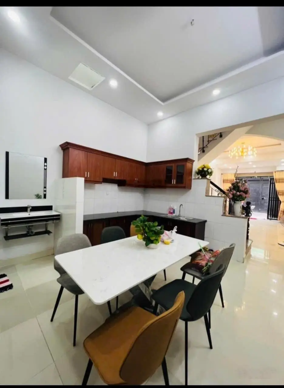 [GIÁ 3tỷ2- 2 tầng] Nhà Lê Lai, Gò Vấp,SHR- 50,8m2.Hẻm ôtô, chống ngập nước,Hợp đồng thuê 12tr/tháng