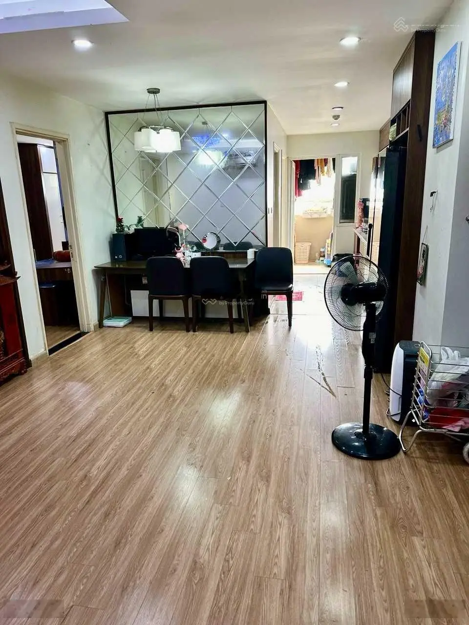 Bán căn hộ 2 ngủ, ban công Đông Bắc, full nội thất tại Hapulico Complex, Thanh Xuân