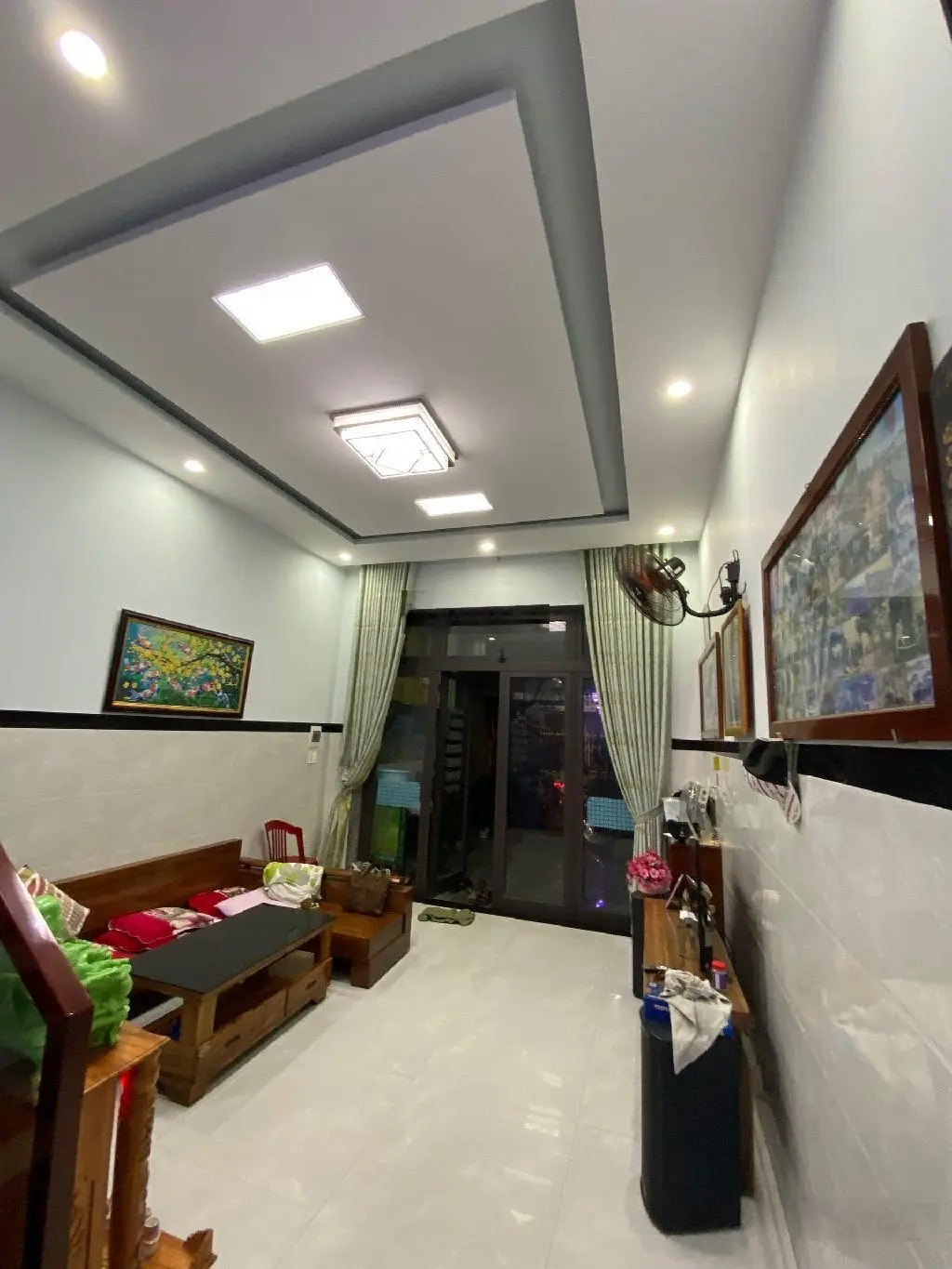Nhà 3 tầng - 100m2 TT quận Sơn Trà sát Nguyễn Văn Thoại - ngang 4m - đường 5,5m. Khu phố đáng sống