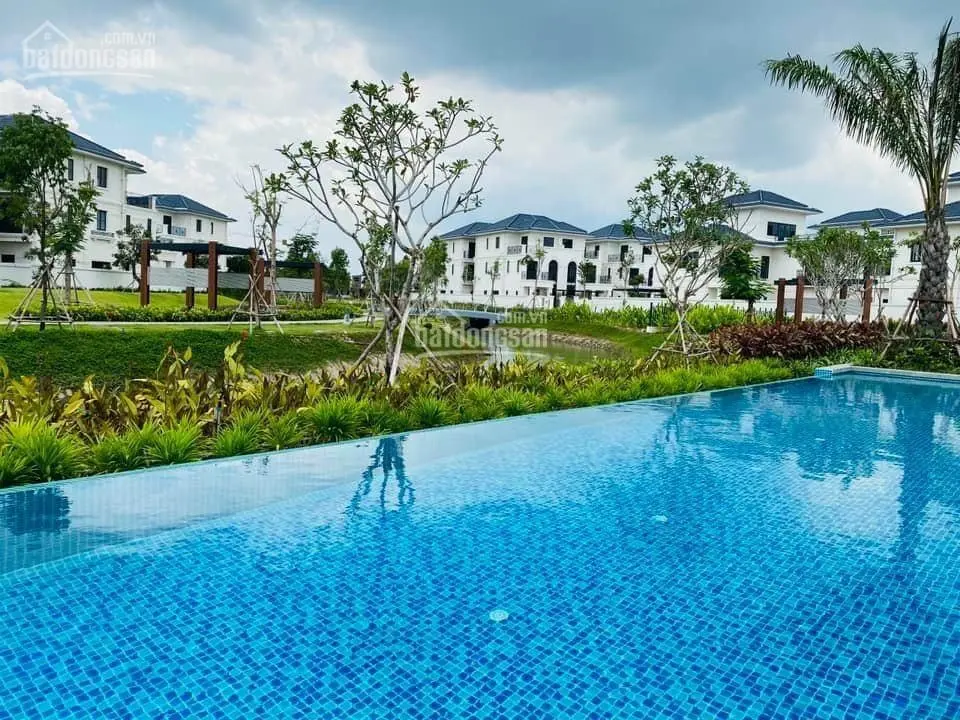 Căn duy nhất biệt thự Pháp Swanbay, 8x20m - view cực đẹp, trực diện sông, công viên - giá rẻ đầu tư