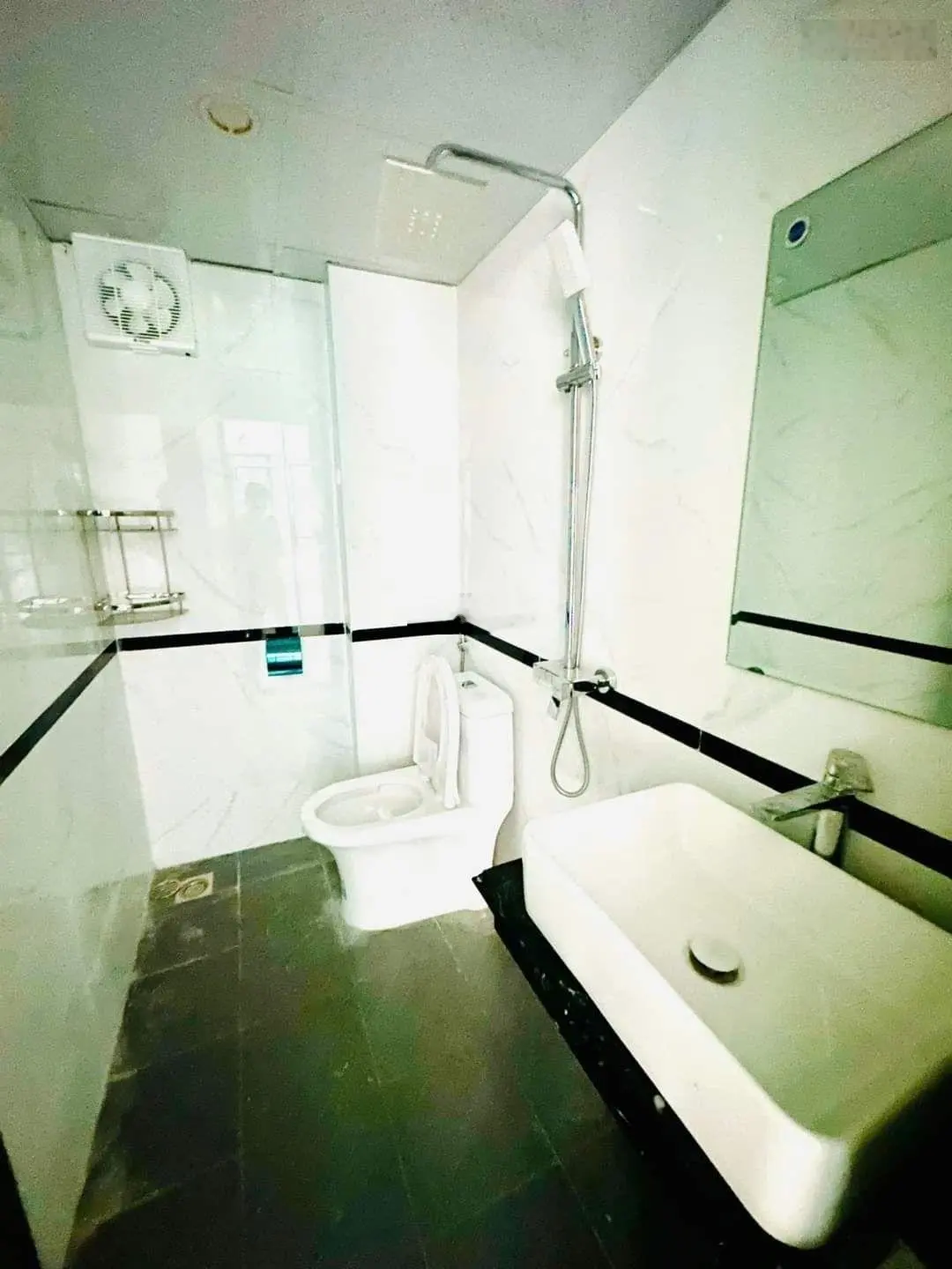Bán Gấp nhà siêu hiếm Trần Quốc Vượng 36m2 x 5 tầng xây mới đẹp long lanh khu vip hiếm nhà bán
