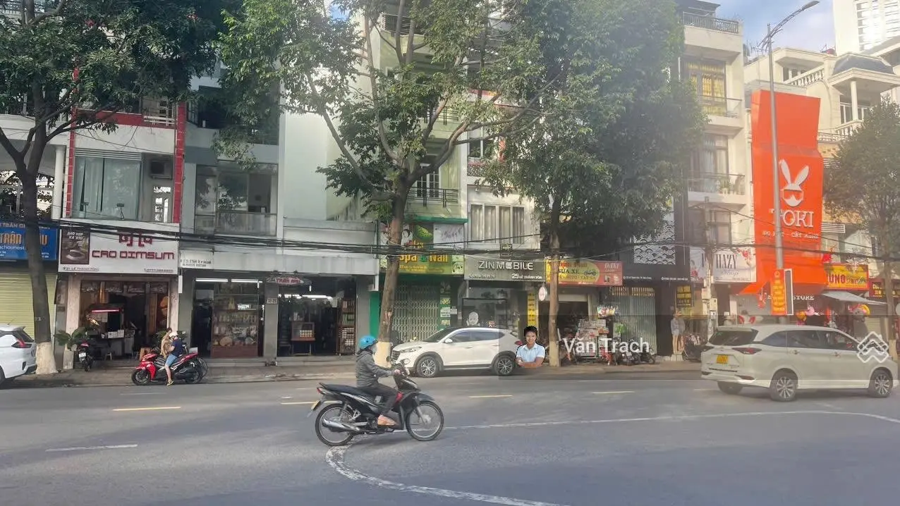Bán căn nhà mặt tiền Đường Lê Thánh Tôn Lộc Thọ Nha Trang