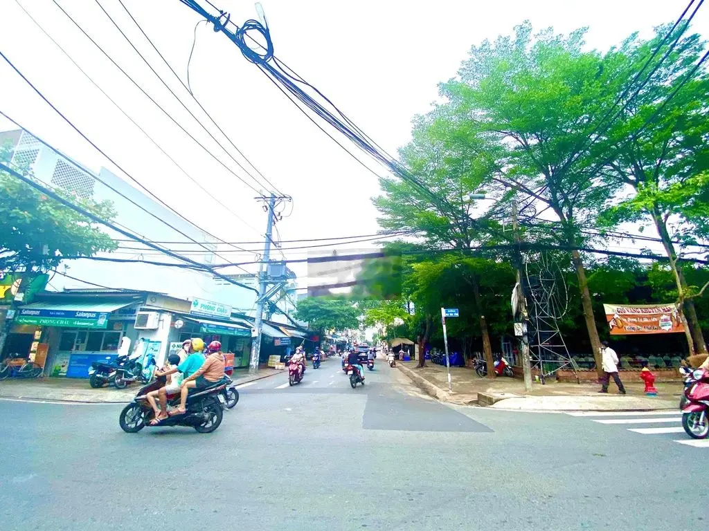 Bán nhà mặt tiền đường số Tân Quy Quận 7 gần Lottemart