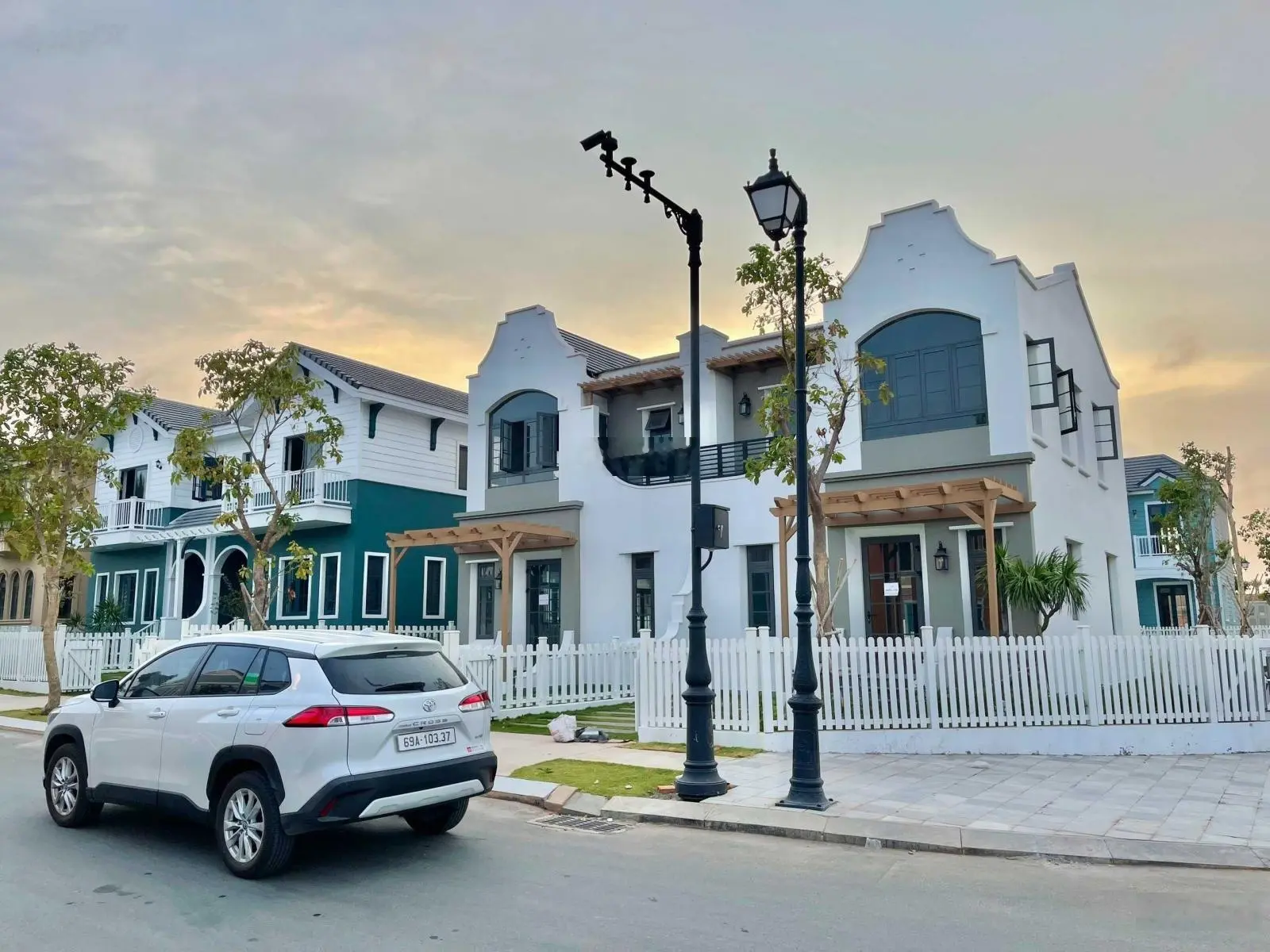 Biệt thự Novaworld Phan Thiết hướng Đông Nam gần hồ bơi Giá: 4.4 tỷ Bao thuế phí LH: 0966765282