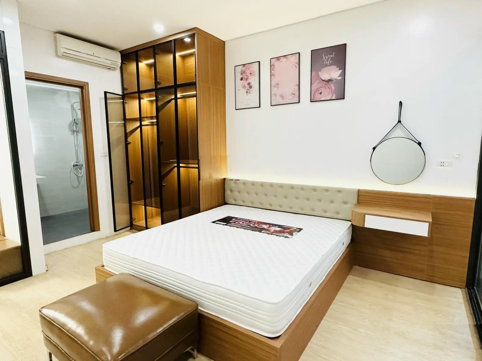Bán CH 74m2 2PN 2WC giá 5.1 tỷ tòa Dolphin Plaza phố Nguyễn Hoàng, LH 0971 565 ***
