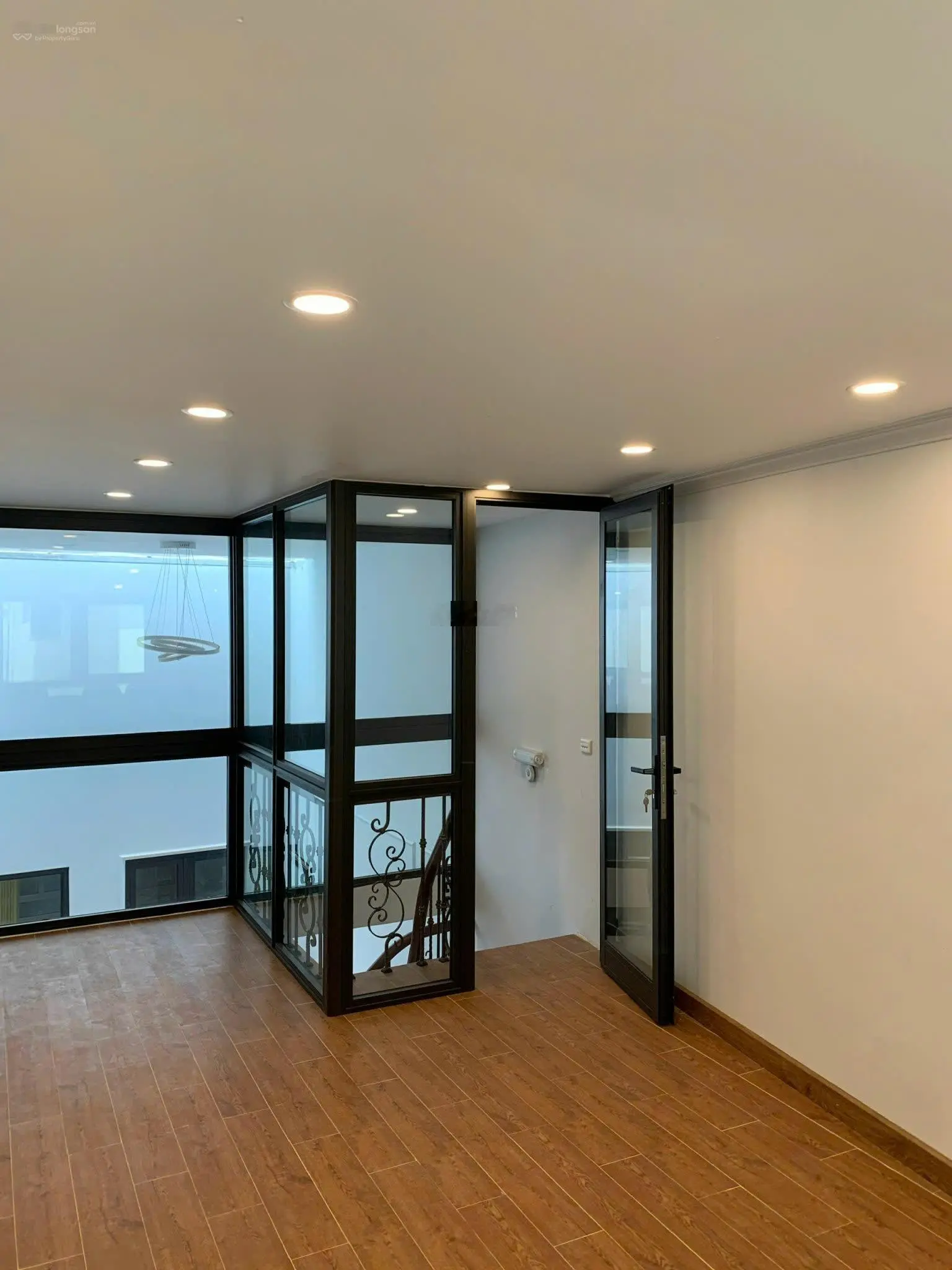 Bán nhà riêng 40m2 chính chủ tại Trần Nhật Duật Hoàn Kiếm