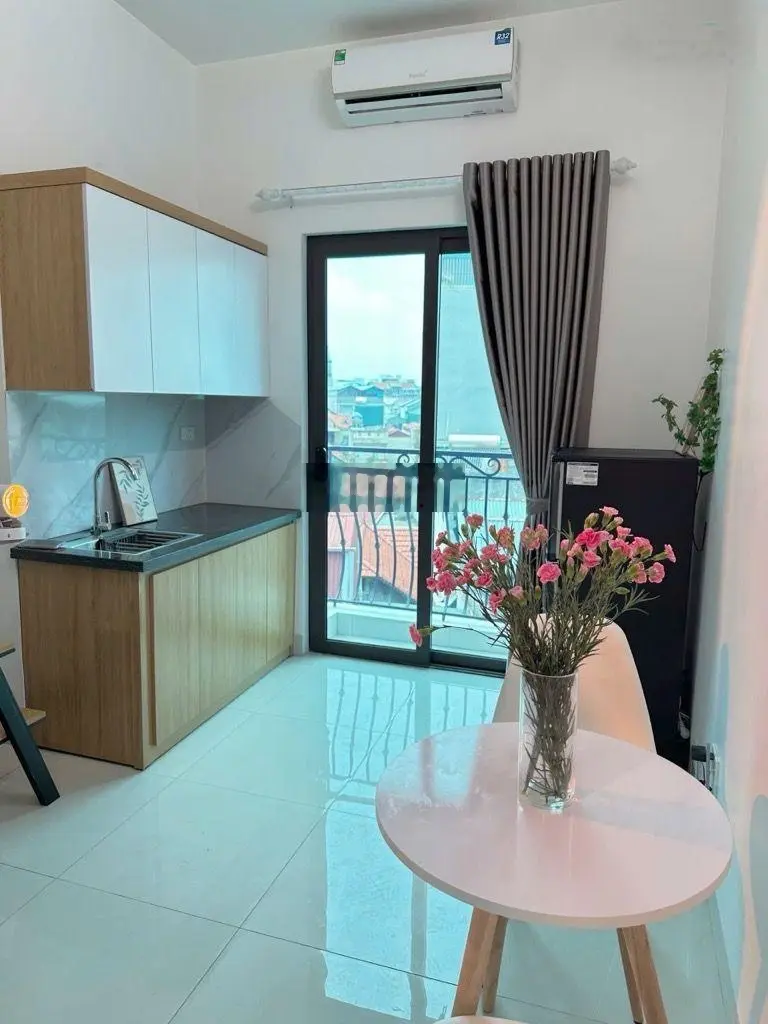 Bán nhà phố Minh Khai, Hai Bà Trưng, DT: 40m2, nhà 5T, MT: 4m, giá: 8.7 tỷ, 7 phòng khép kín