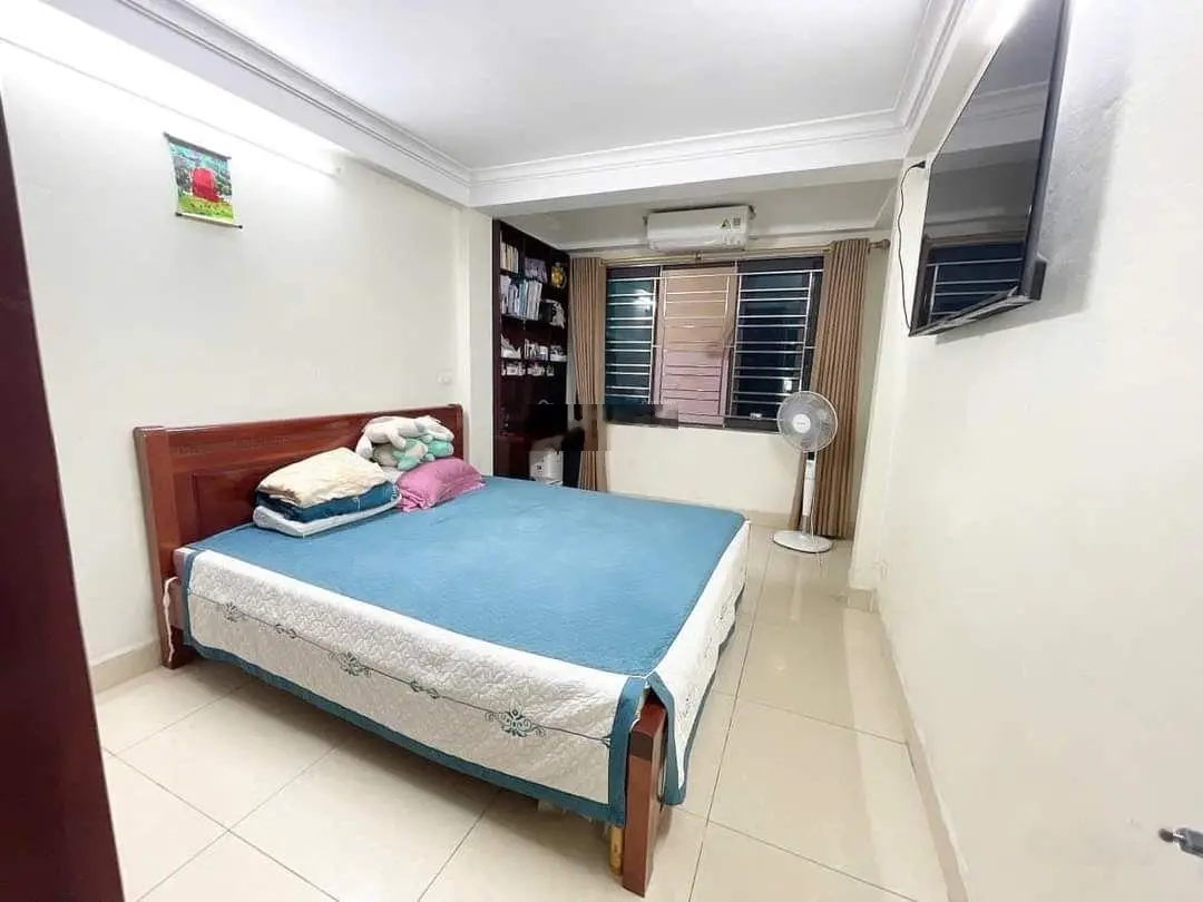 Bán Gấp Nhà Tây Sơn,Nhà Mới Đẹp,Full Đồ.Oto Qua Nhà.DT30m/2-4tầng-MT 3,5m.Giá 6,5 tỷ.