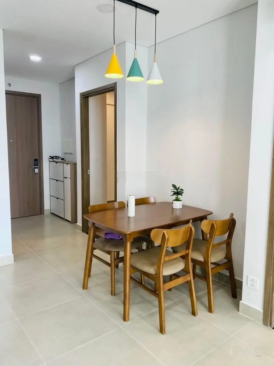 Bán Lỗ CC An Gia Garden Q.Tân Phú, 76M2, 2PN 2WC, Tầng Trung Mát Mẻ, Giá 1 Tỷ 970 Kèm Nội Thất, SHR