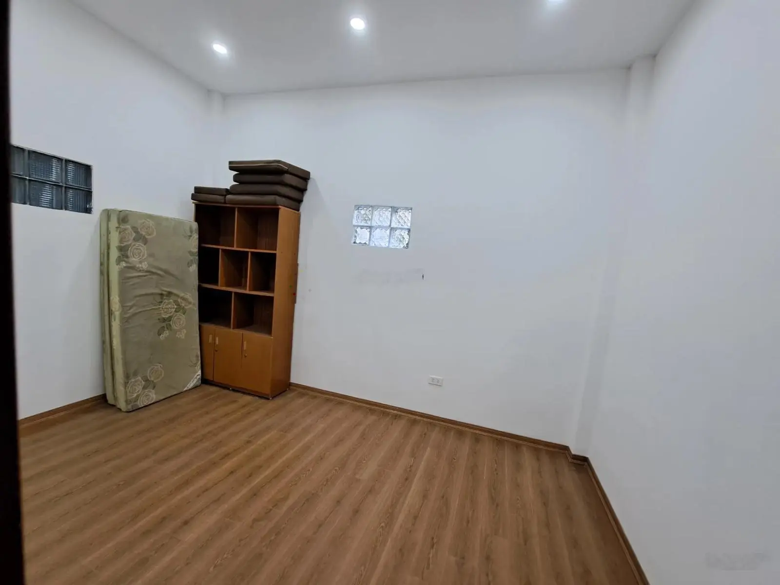 7,5 tỷ Ngõ Gốc Đề 36m2x4 tầng, mặt tiền 3,8m