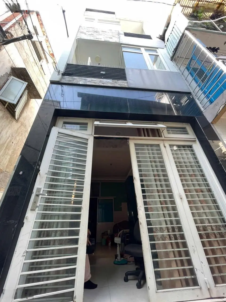 Hàng mới Phú Nhuận. Chiến Thắng - nhà đẹp 3 tầng - dọn vào ở ngay 48m2 - 2 Tỷ 570 ( CTL )