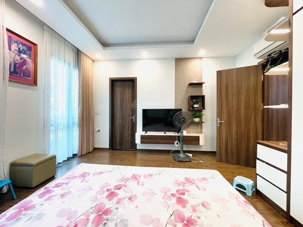 Bán nhà đất Văn Quán, Hà Đông- nhà đẹp dân xây-đường ô tô tránh- lô góc 2 thoáng- 51m2- giá:10,4 tỷ