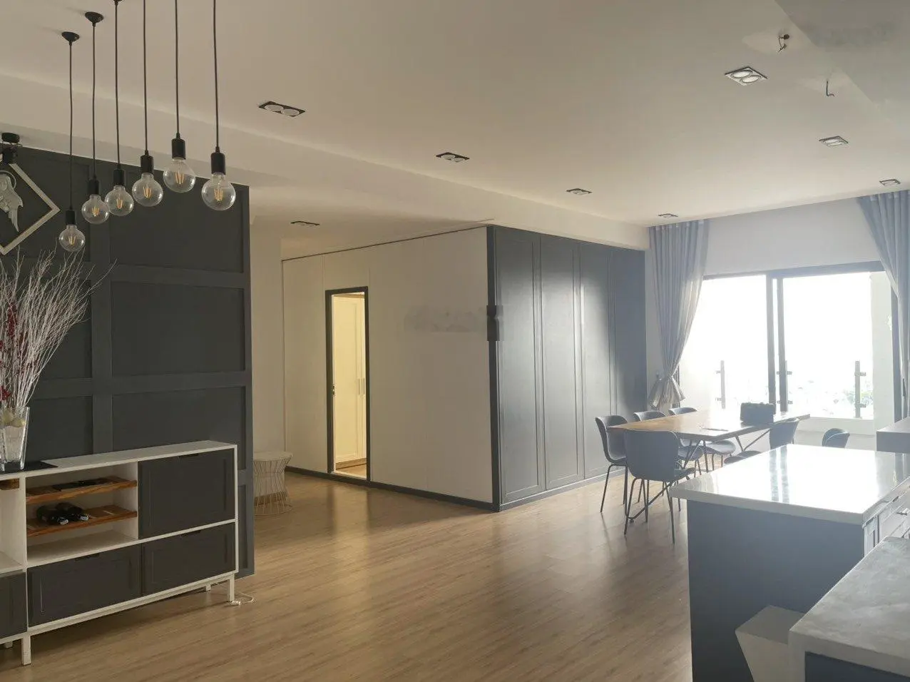 Bán Căn hộ Garden Gate, căn góc, 3PN, 3WC, 111m2, full nội thất giá 7 tỷ 4 nét thu về 0908 435 ***