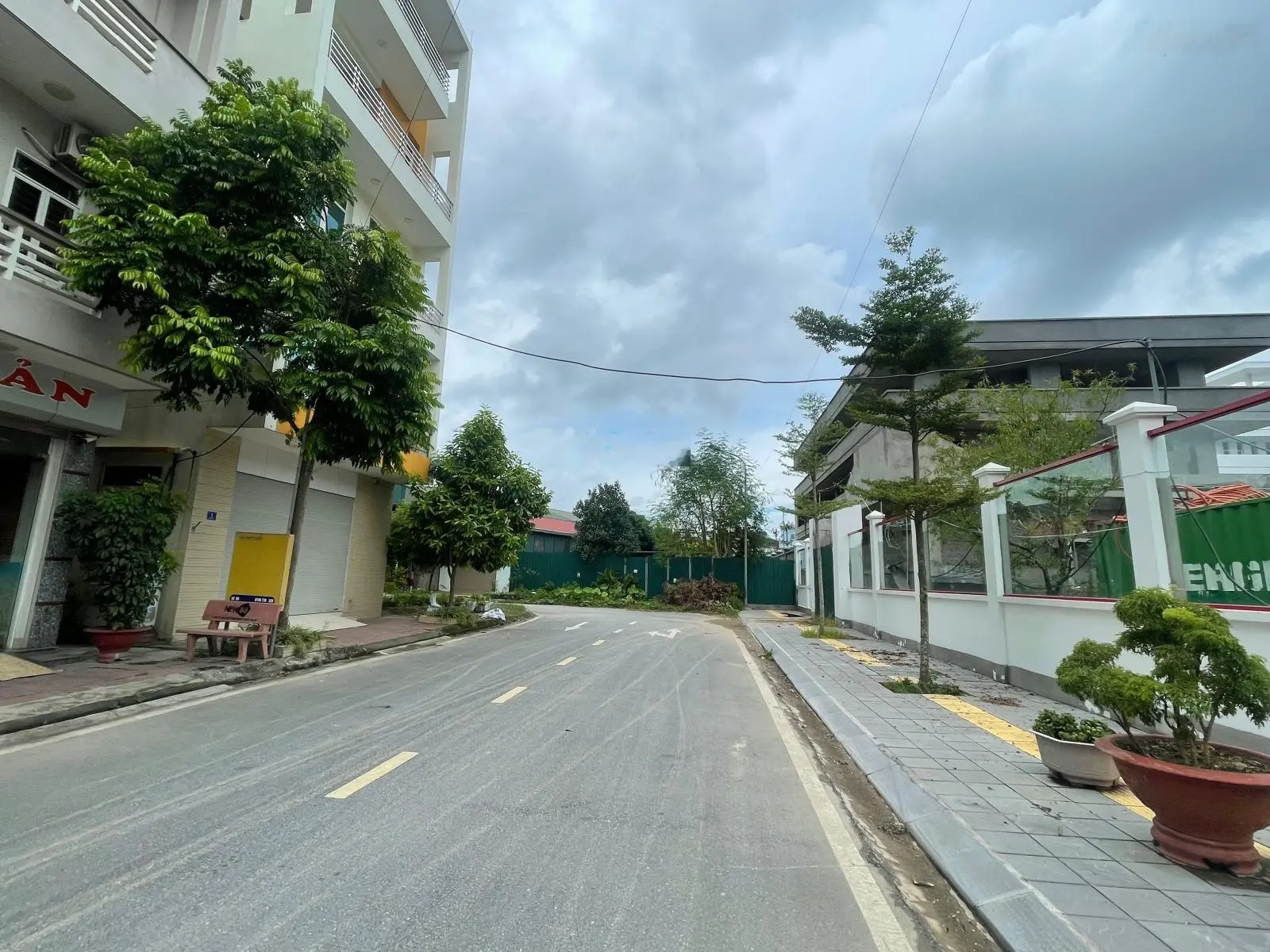 Bán nhà 4 tầng đối diện trường liên cấp Meri- Khu Vạn Phúc- Thanh Bình Tp Hải Dương.