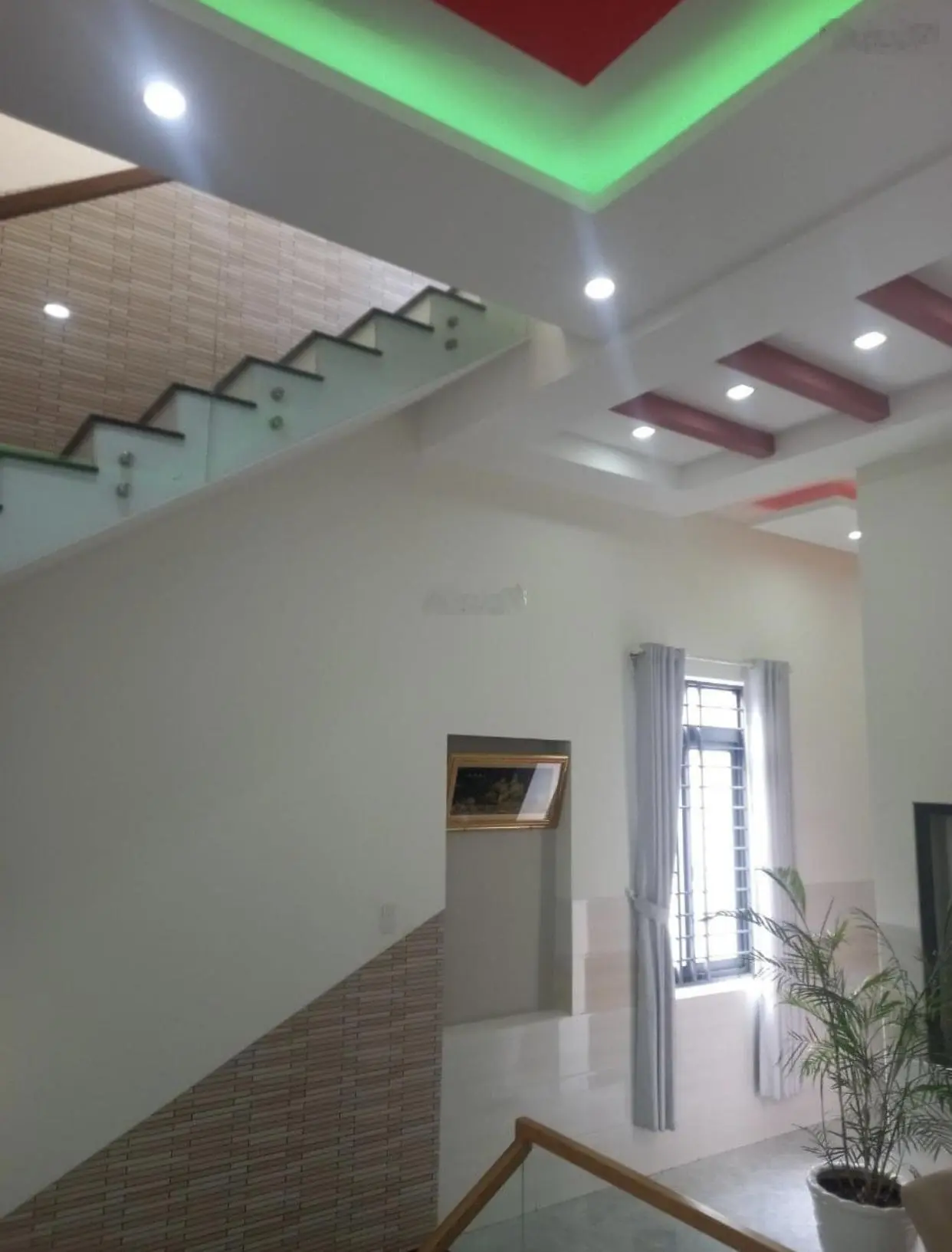 Vừa nhìn đã thích, bán nhanh nhà đẹp Phạm Ngọc Thạch, thị trấn Đạ Tẻh