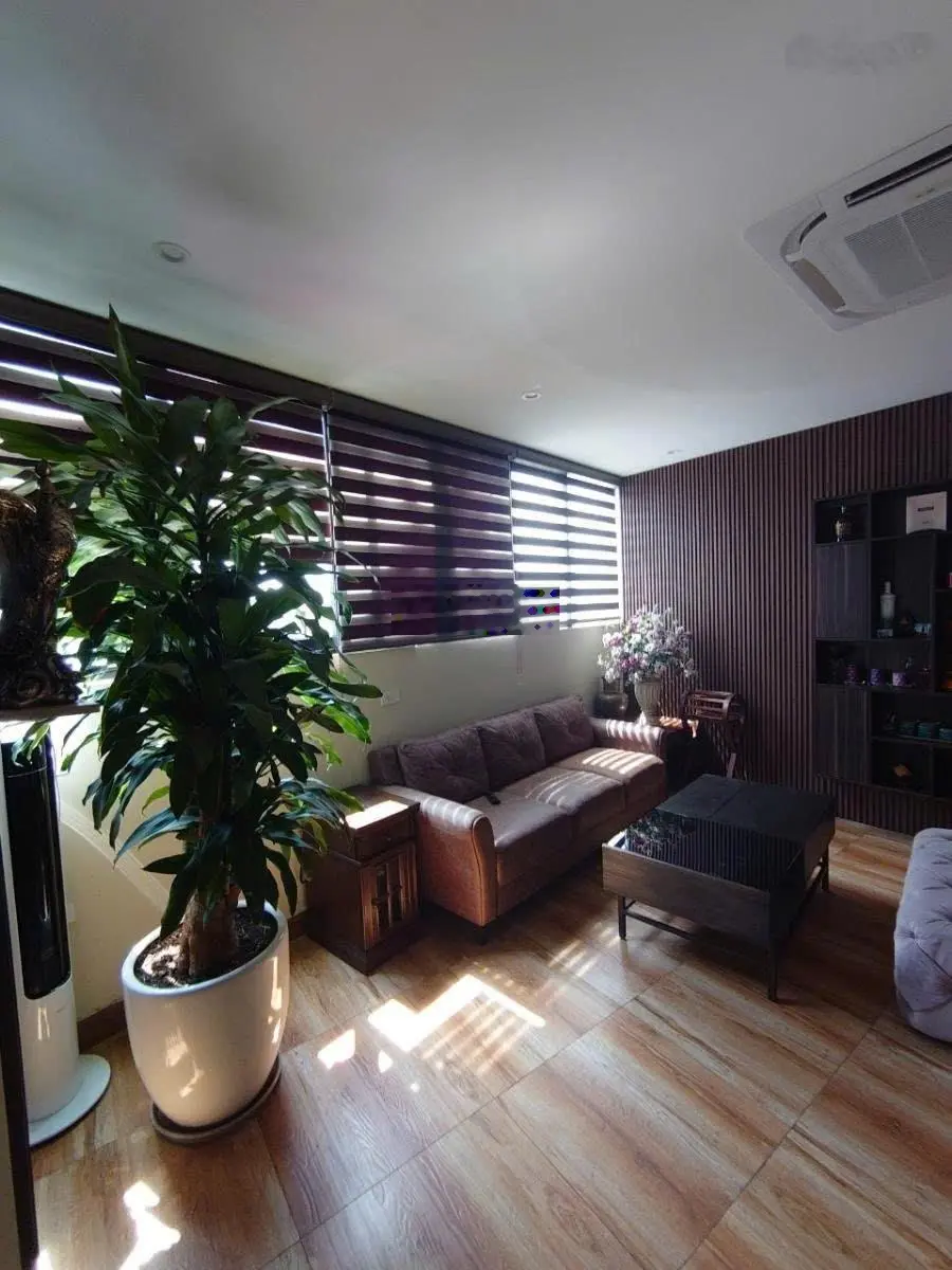 Bán tòa apartment mặt phố hồ trúc bạch, ba đình, dt 140m2, 9 tầng, 2 thoáng, giá 65 tỷ
