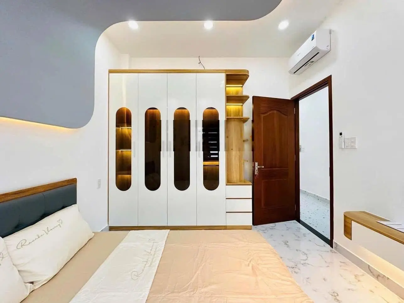Bán gấp nhà phố đường tôn thất thuyết, quận 3-shr/ giá 2 tỷ 350