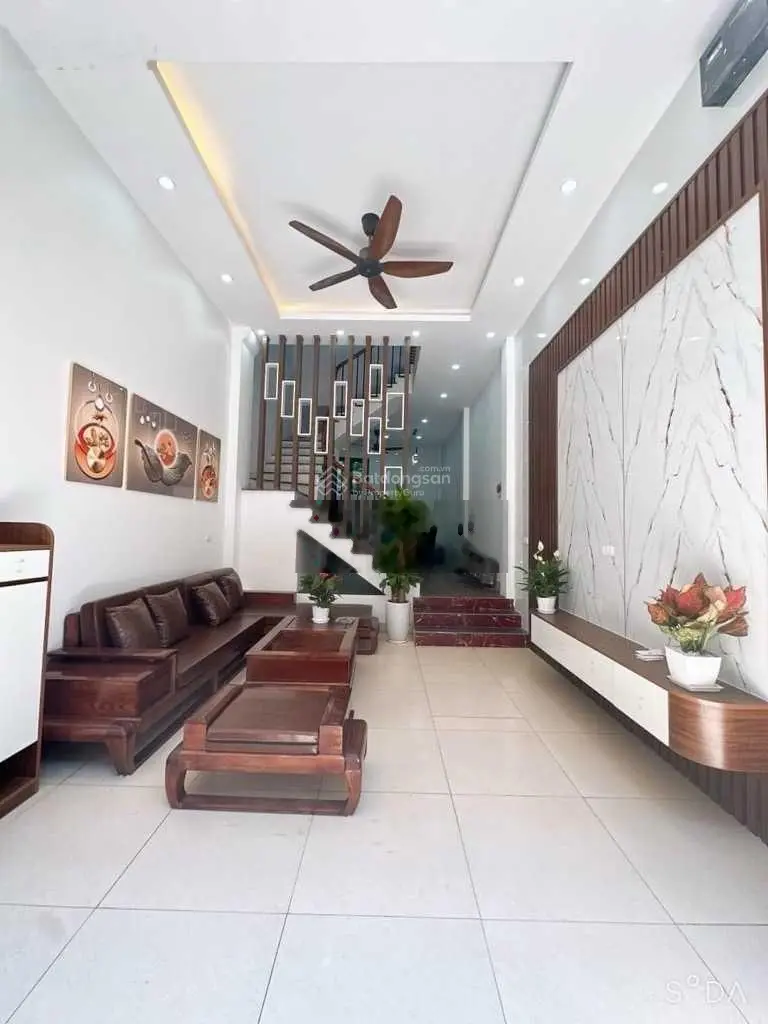 Hiếm nhất khu vực, sau huyện ủy, tt thanh trì. nhà 5 tầng, giá vô cùng hiếm và hợp lý