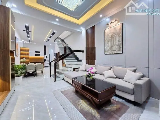 Cần bán gấp nhà Bùi Đình Tuý, P24, Bình Thạnh. DT 50,4m2. giá 3,8 tỷ