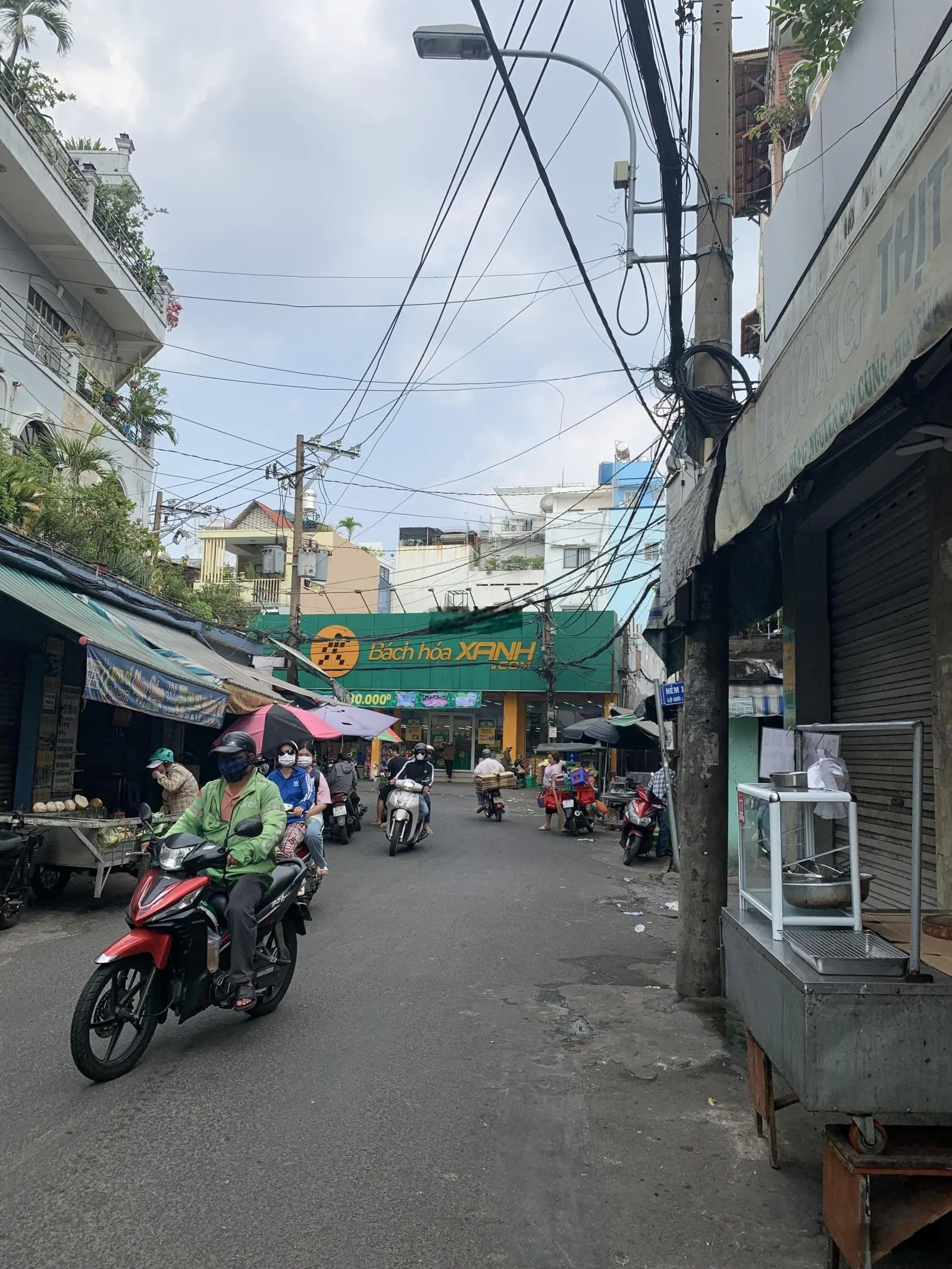 HẺM XE TẢI QUAY ĐẦU - ( 4.2 x 27 ) NỞ HẬU 9.1M - 91TR/M2 - TRẦN VĂN QUANG - TÂN BÌNH