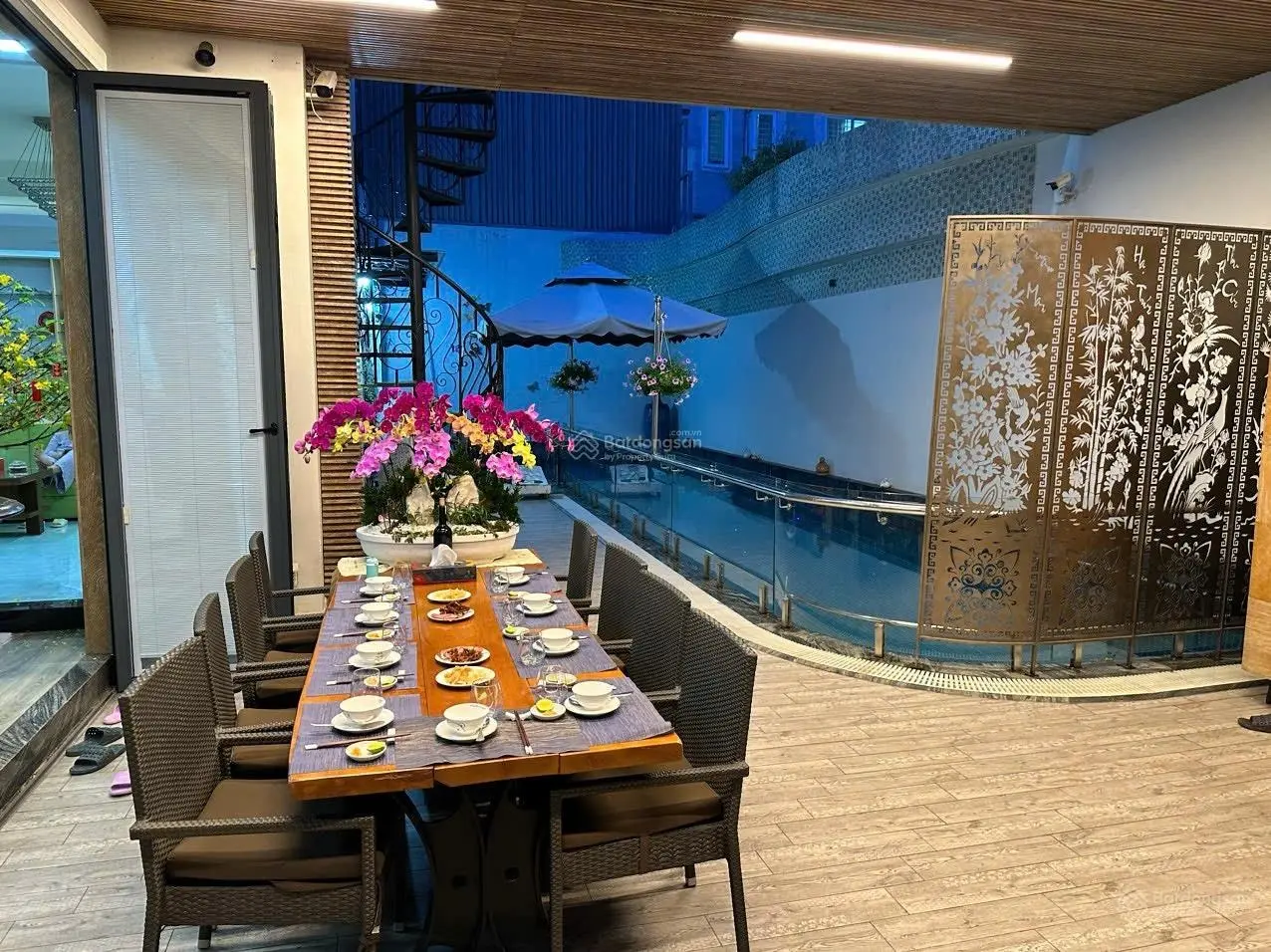 Biệt thự 4 tầng có hồ bơi khu bên sông - gigamall phạm văn đồng - đường 25 - giá chỉ 29 tỷ