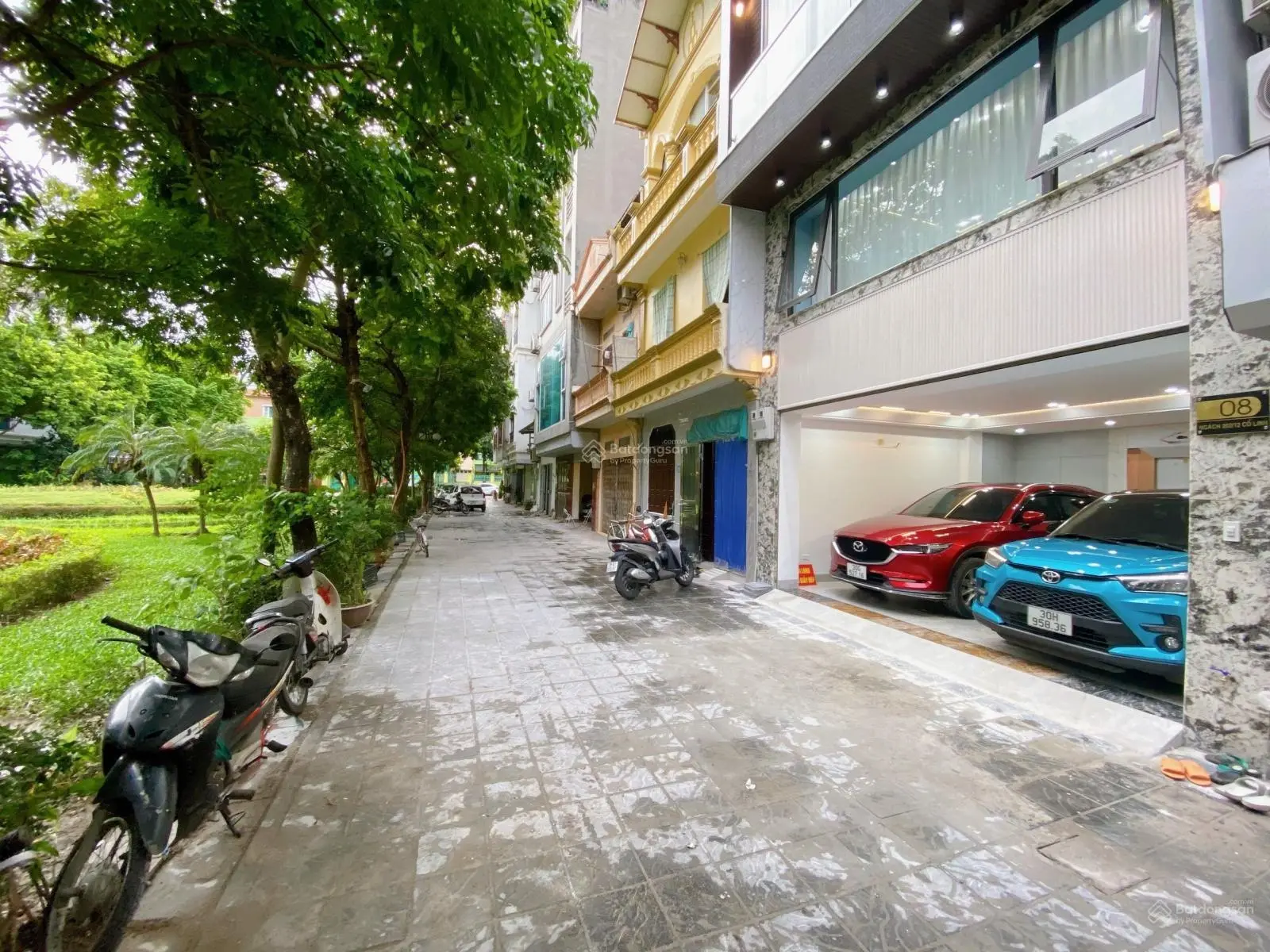 Bán Nhà 7.5 tầng hiện đại mặt vườn Hoa Phố Trạm cạnh Aeon Mall ngay sau phố Cổ Linh Giá trị