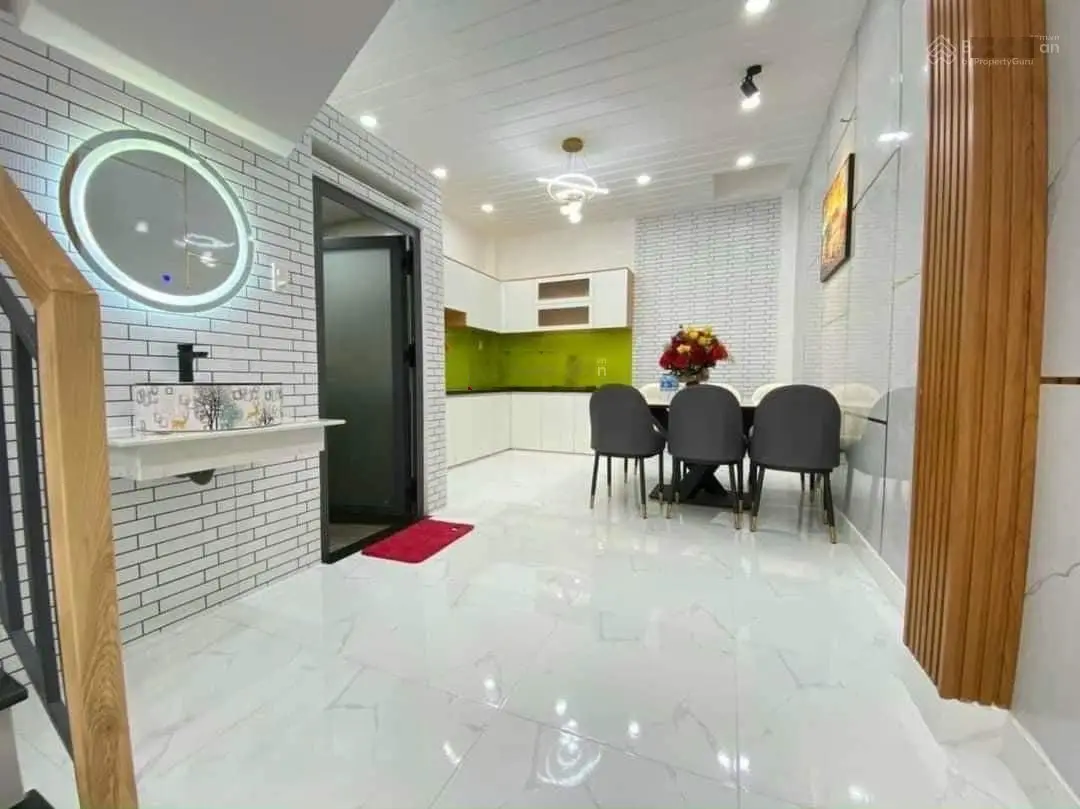 Cần tiền bán gấp nhà Nguyễn Văn Đậu, Bình Thạnh, 44m2. Gần trường học, chợ. 0902 323 *** - Tâm