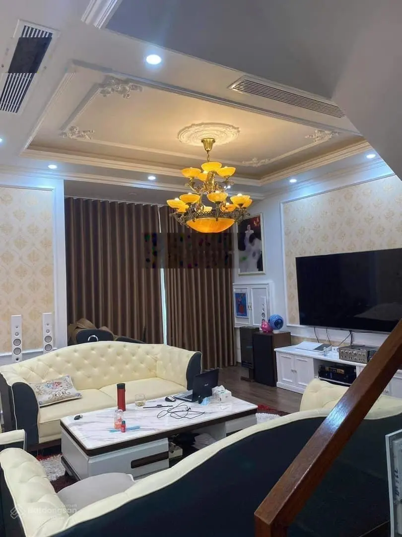 Chuyển nhượng căn Ven 96m Vin imperria giá tốt