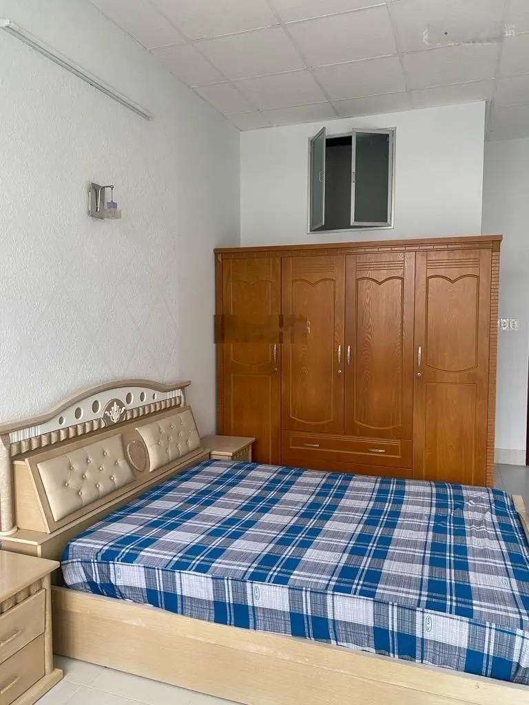 HXH Dương Bá Trạc 68.5m2 (Ngang 4) - giá 5.6 tỷ - 2PN - Nhà mới ngay chân cầu Kênh Xáng (Q8)