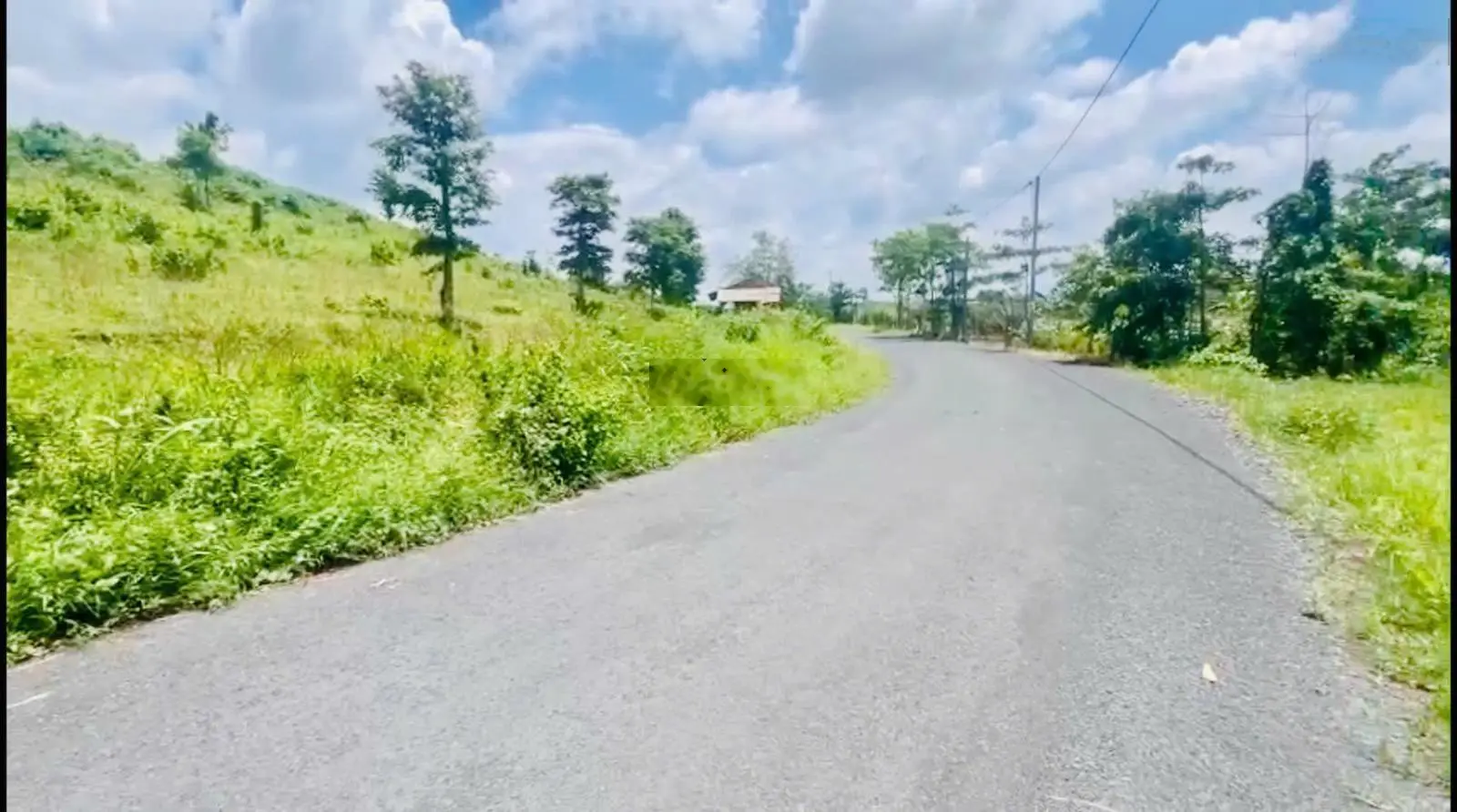 Cần bán 7.709m2 đất mặt tiền đường nhựa cách hồ Bà Tô 4km giá ngộp ngân hàng - LH: 0909 124 ***