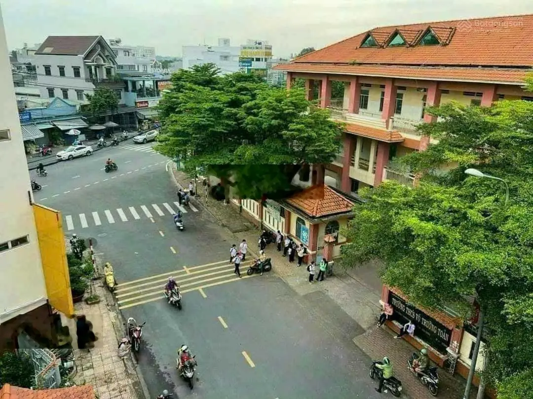 Cần bán gấp 3 lô đất giá cực rẻ trong trung tâm hành chính thành phố Dĩ An, Bình Dương