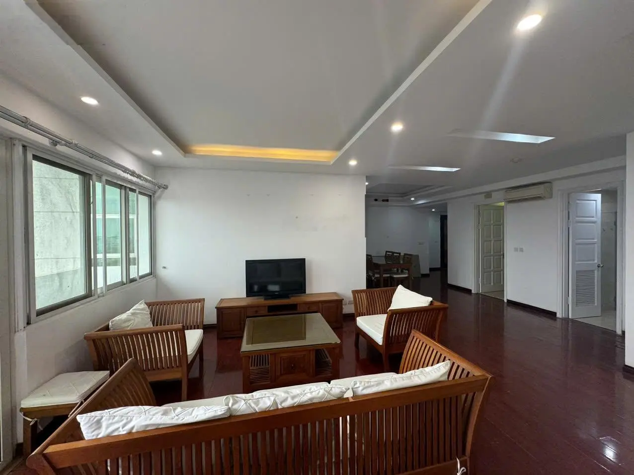 Bán căn hộ view đẹp tại tòa nhà e1 khu đô thị ciputra, giá sốc chỉ 9,5 tỷ