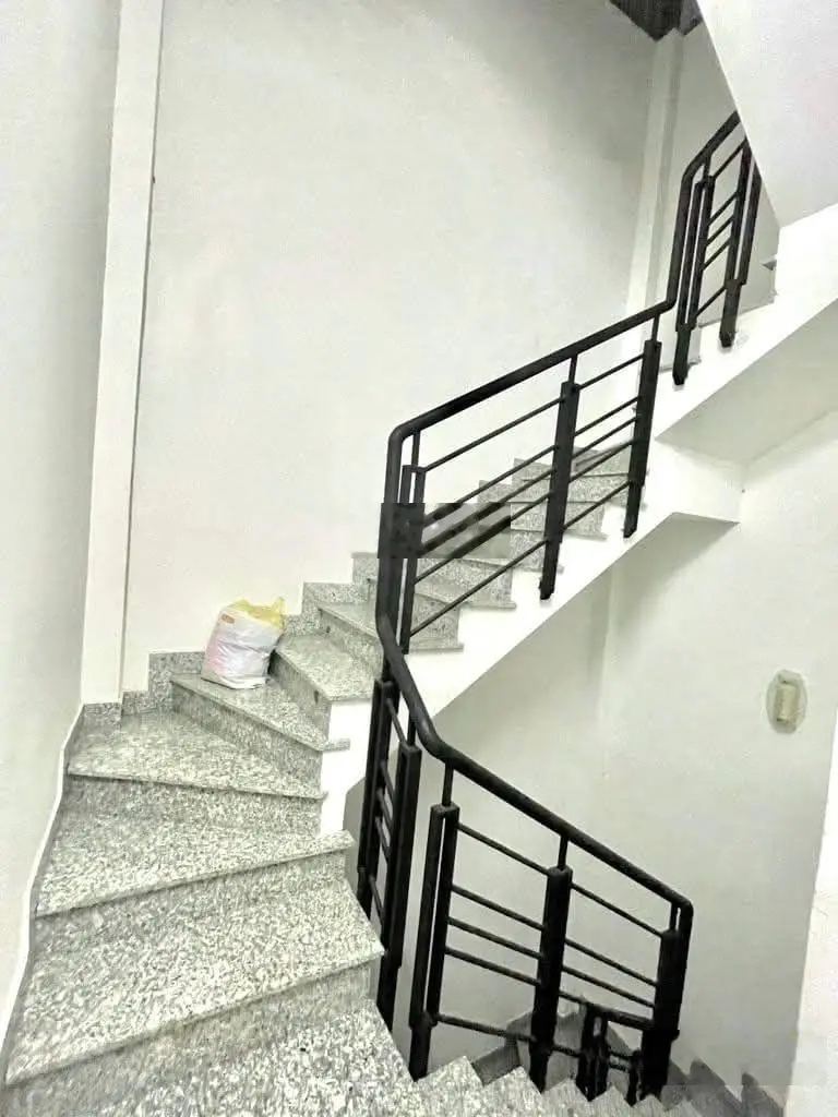 Chỉ nhỉnh 5 tỉ - nhà mới 5*15 - 75m2 HXH 3 tầng Huỳnh Tấn Phát Q7