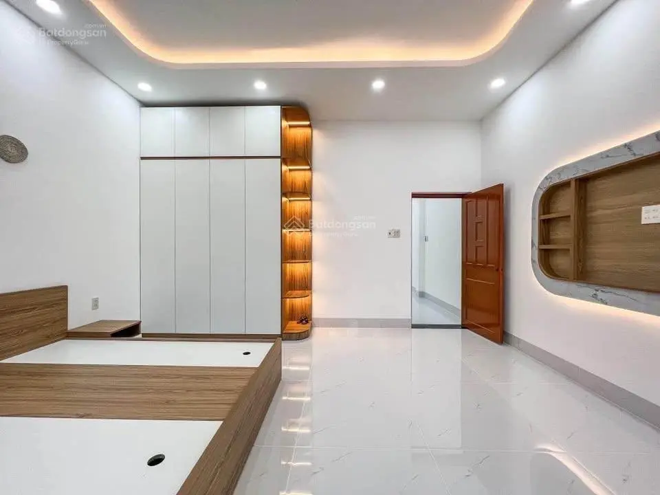 Chính chủ cần bán nhanh trước tết nhà mới xây 100% DT 4x10m dọn vào ở ngay