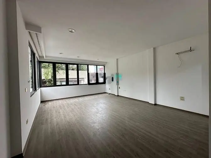 Bán Nhà 7 tầng Mặt Phố Kim Mã - Quận Ba Đình - Dt 55m2 x 7 Tầng