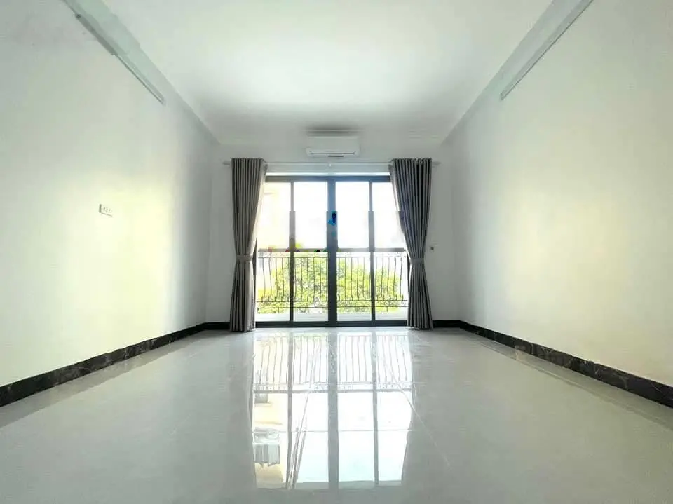 Bán căn nhà phó Tôn Đức Thắng - oto đỗ cửa Kinh Doanh vài bước ra mặt phố hiếm nhà bán mới Kong