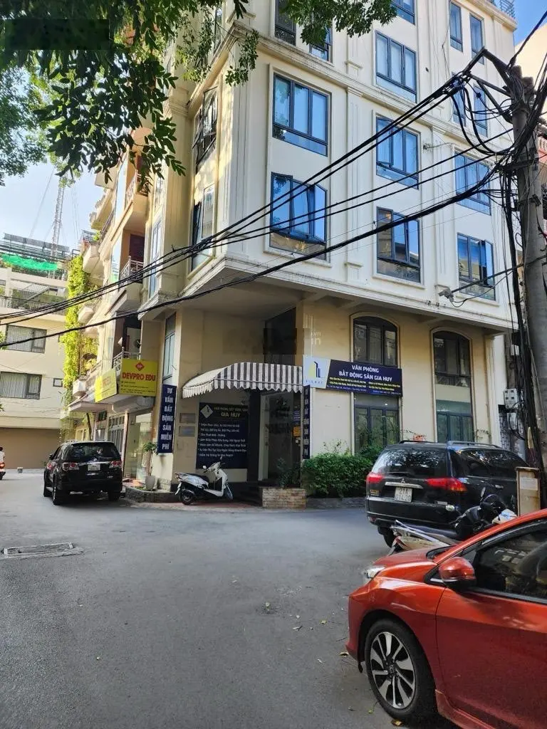 Bán nhà Hồ Tùng Mậu, lô góc - ôtô tránh 7 tầng thông sàn - thang máy, 65,8 m2, 24 tỷ