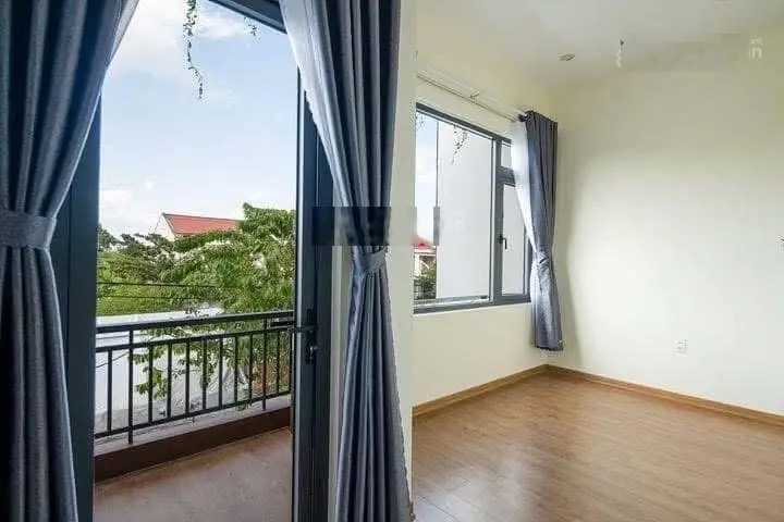 (Nhà chính chủ) bán gấp 1tỉ65 tại Chánh Nghĩa, gần Đường CMT8, 80m2 1TL 4PN SHR Thích hợp để đầu tư