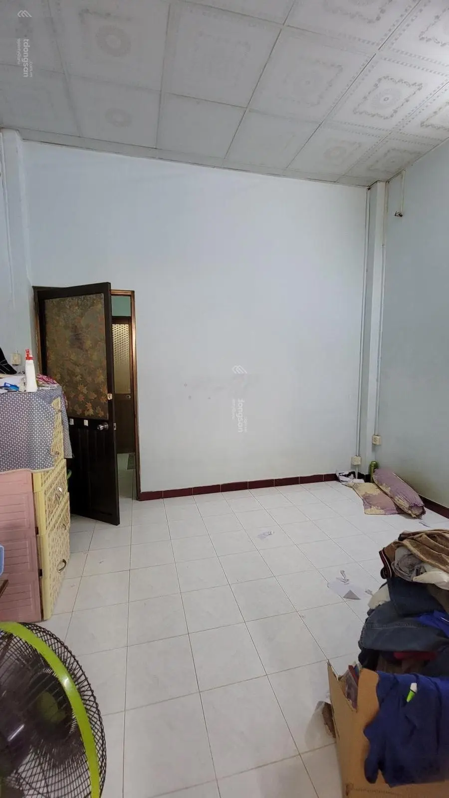 Mặt tiền khu Phan Xích Long, 52m2, sổ vuông A4, cách vài bước ra phố ẩm thực
