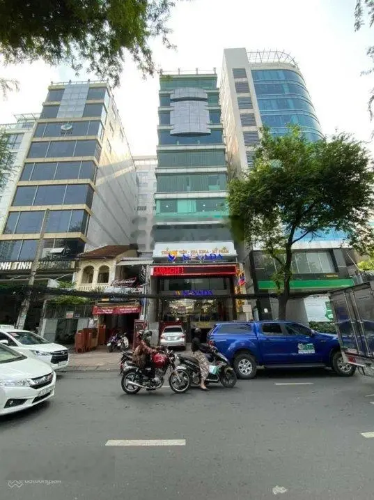 Siêu vị trí, ngang 12m! Bán nhà mặt tiền 3 Tháng 2, Quận 10 - 12x23m - 5 tầng - 240 tr/th - 120 tỷ