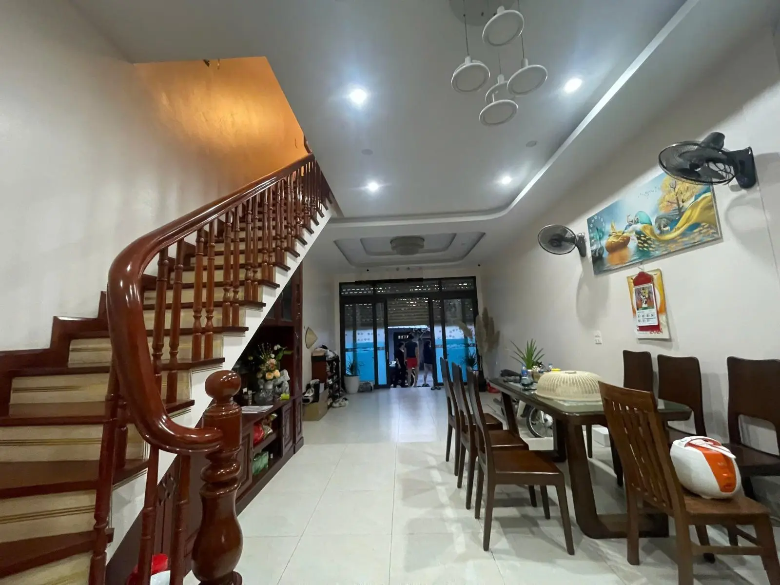 Bán nhà 5 tầng hàng xóm Vin Homes mới xây nội thất đẹp, xe 5 tấn đỗ cửa - Sổ đỏ sẵn sàng giao dịch
