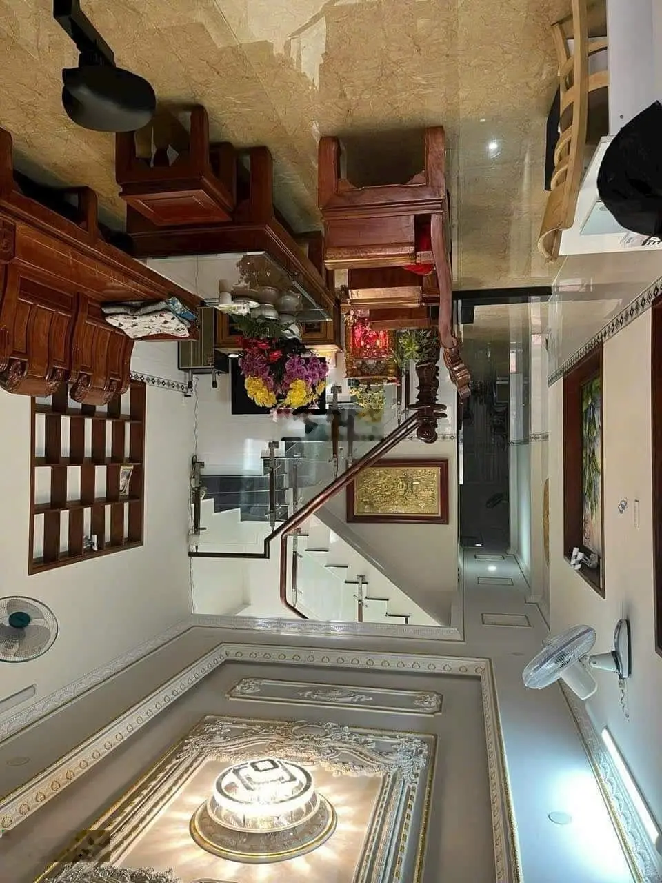 Nhà mặt tiền đường Trần Quý Cáp . Sát trường học cấp 1,2,3 Dĩ An