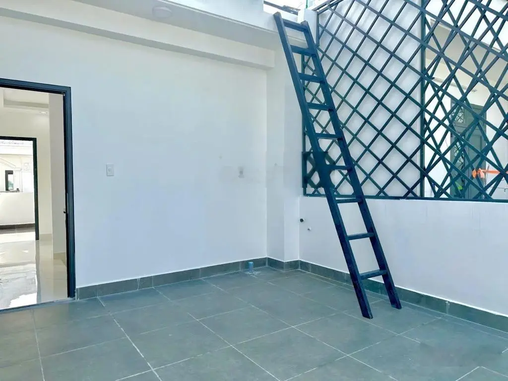 Hẻm xe tải 8m - Hương Lộ 2 - DT 60m2 - 4 phòng ngủ - khu nhà đồng bộ - giá chỉ 7.5 tỷ