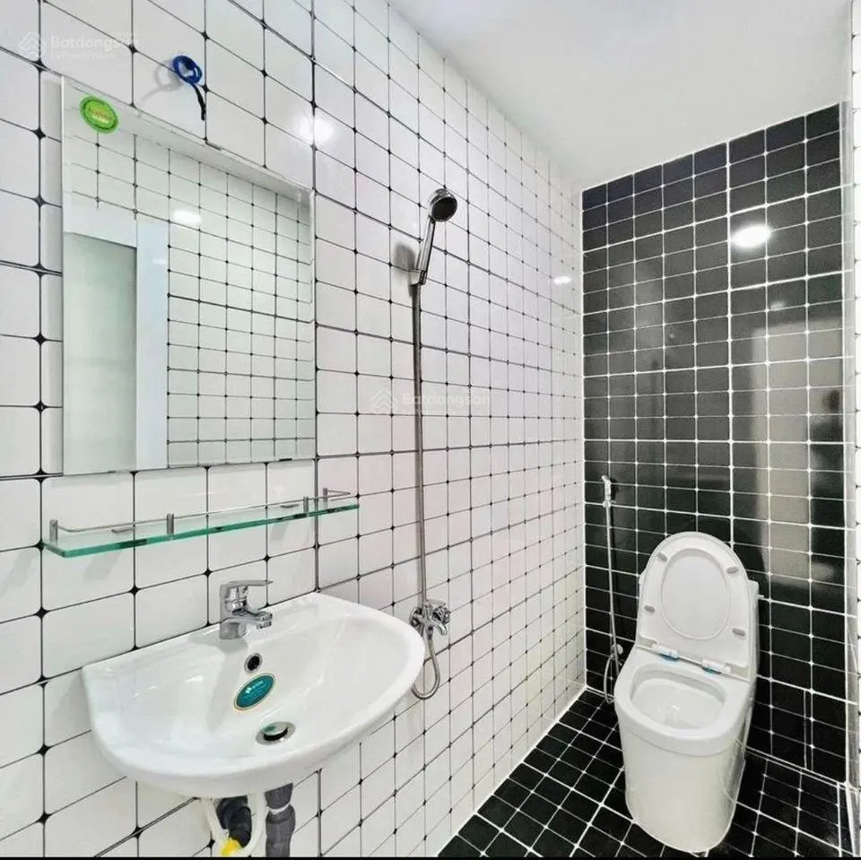 Chính chủ bán gấp nhà SHR, 54m2, 1 lầu 2PN, nhà mới đẹp, đúc kiên cố, GPXD, hoàn công đủ