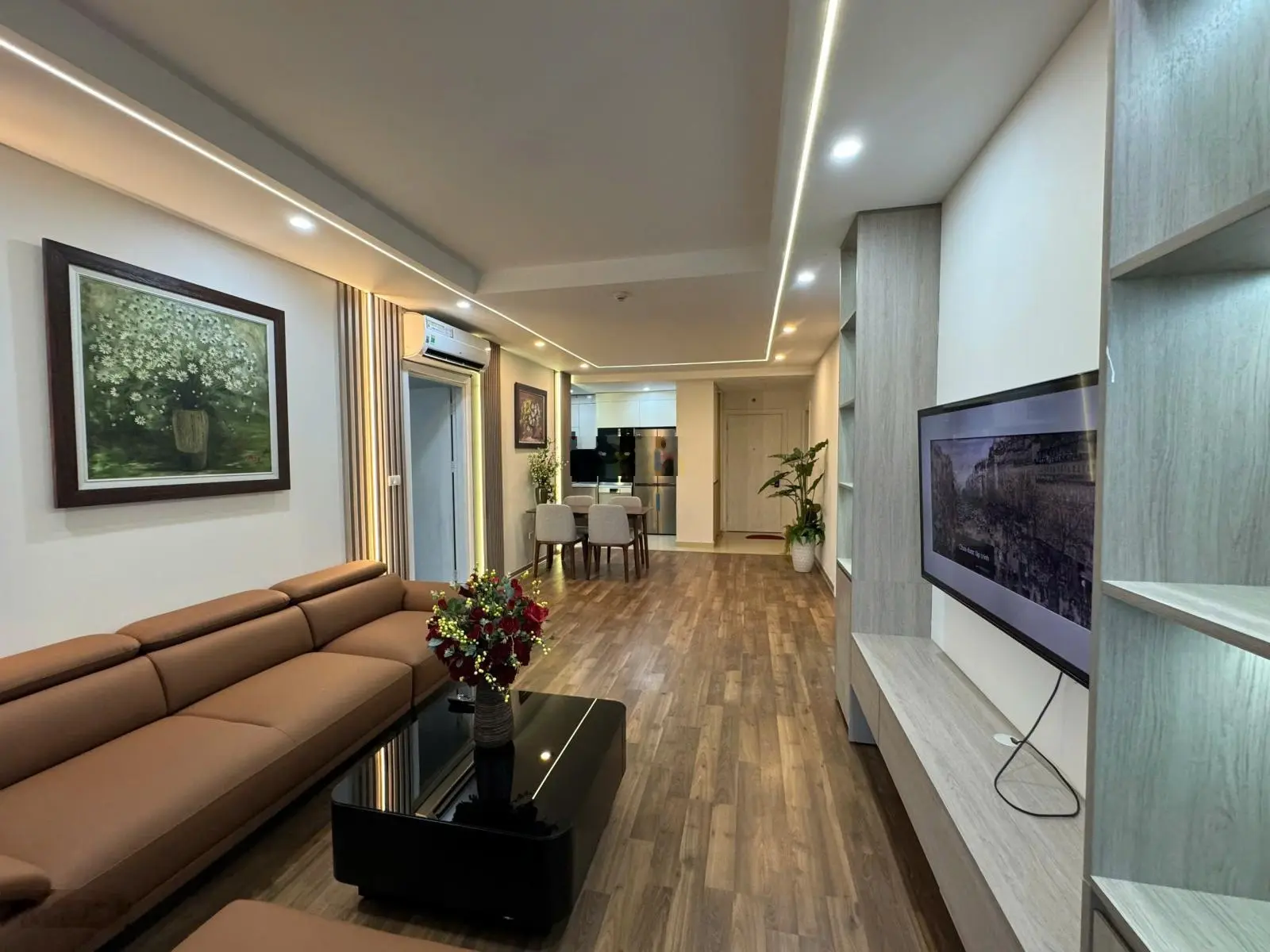 Cần bán nhanh căn hộ 3pn diện tích 104m2 Goldmark City, giá 7,1 tỷ. Liên hệ xem nhà: 0966 761 ***