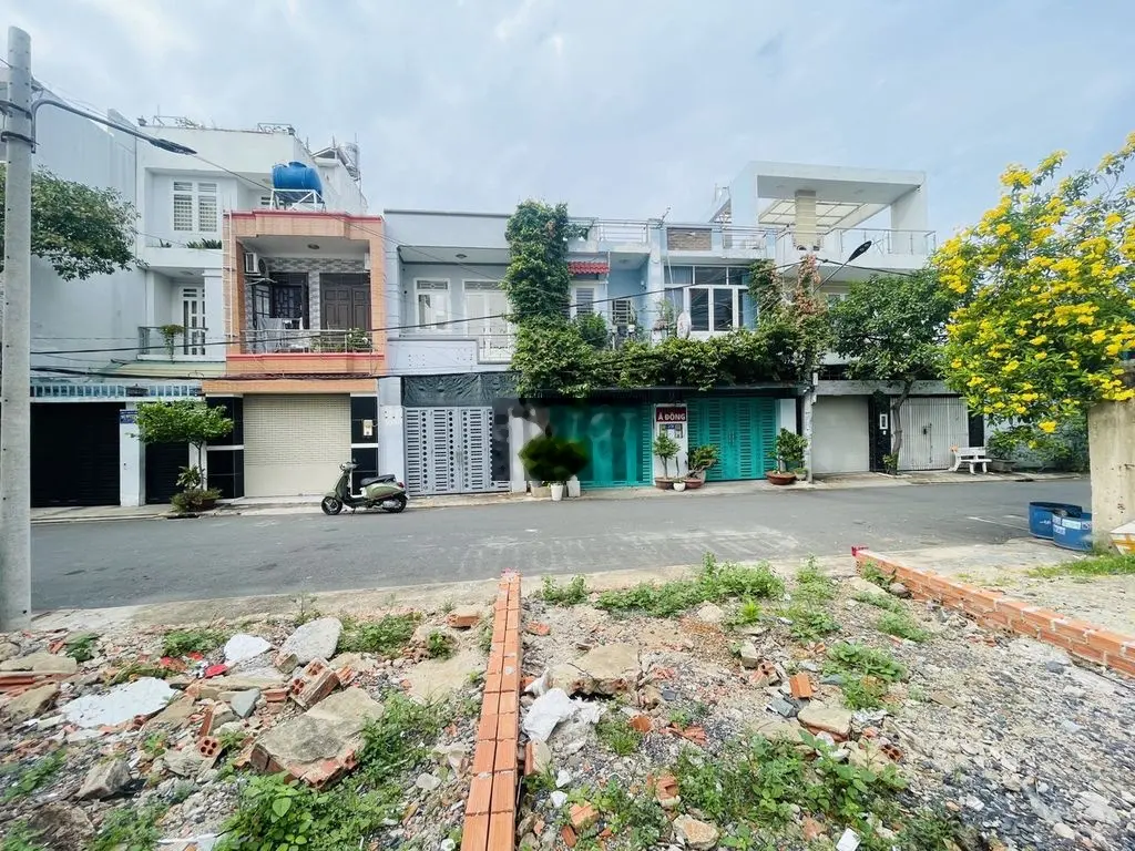 BÁN ĐẤT ĐƯỜNG 37- GẦN CHỢ HIỆP BÌNH, SỔ HỒNG BAO SANG TÊN. TẶNG GPXD